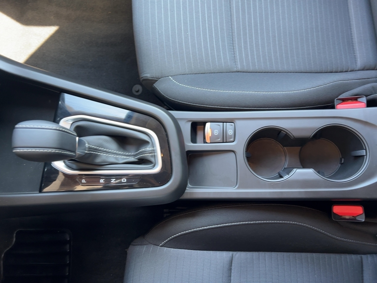 EVOLUTION Mild Hybrid 140 EDC Apple CarPl